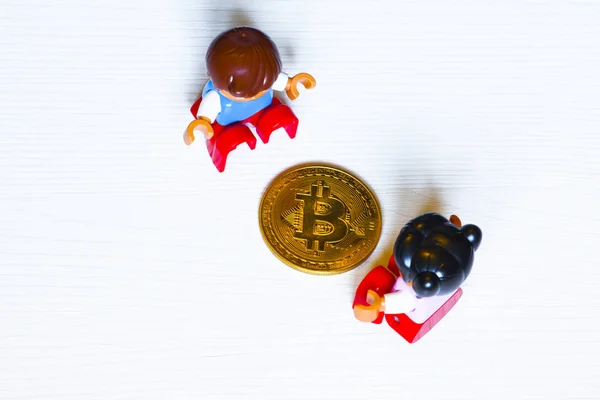Bitcoin Coin Toy Figure White Table Moscow August 2018 — Stock Photo, Image