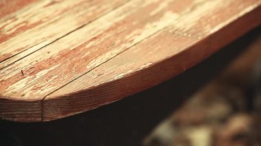 Sonbahar yaprak ahşap masa görüntüleri hd