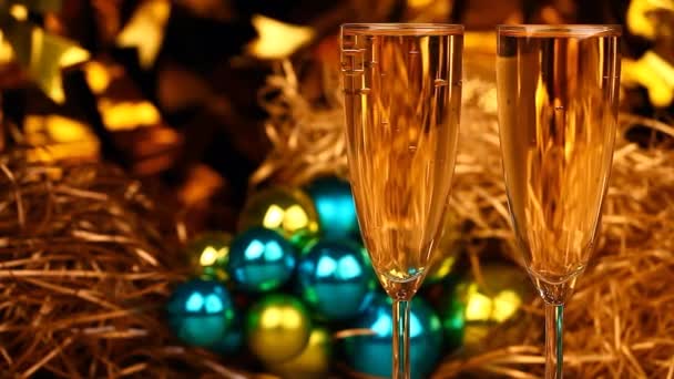 Champagne Two Glasses Gold Bokeh Footage — Stock Video