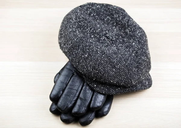 Vintage Hat Handschoenen Houten Tafel — Stockfoto