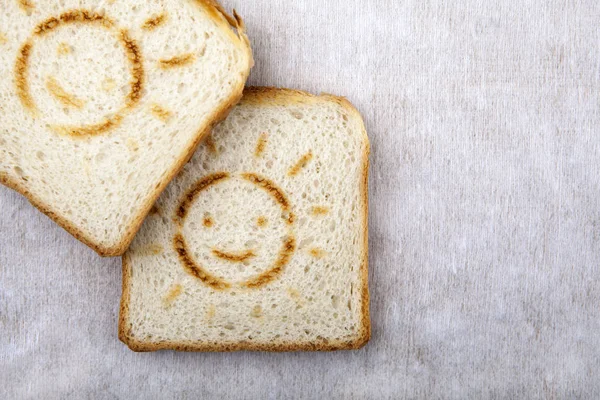 Pão Brinde Sol Rosto — Fotografia de Stock