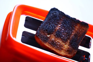 Turuncu tost tost yandı 