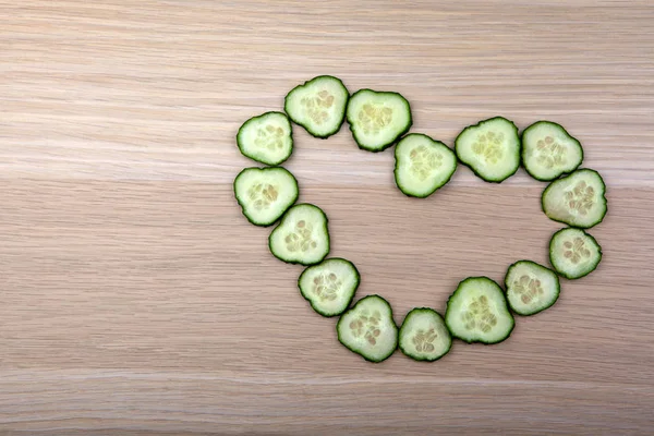 Mesa Símbolo Corazón Pepino —  Fotos de Stock