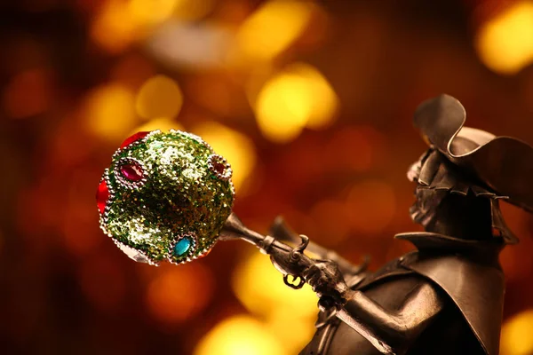 Metall Pirat Figur Nyår Toy Ball Guld Bokeh — Stockfoto