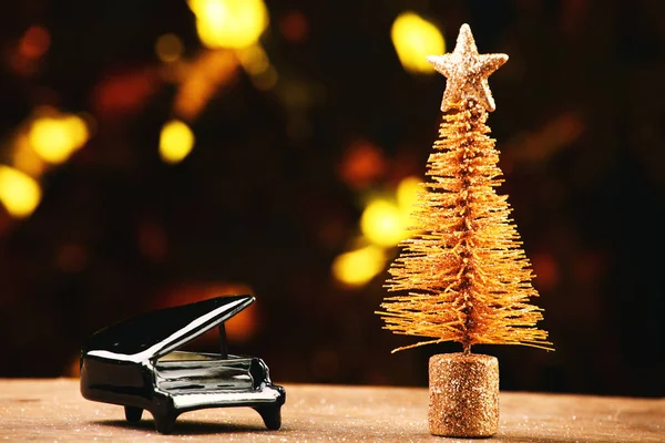 Miniature Fir Tree Black Piano — Stock Photo, Image