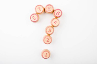 ahşap Loto oyun soru işareti beyaz arka plan 