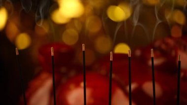 Buda ahşap şekil aroma hd görüntüleri altın bokeh sopa 