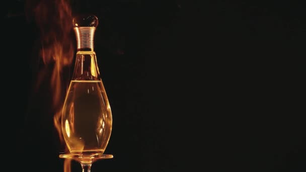 Szklane Perfumy Butelka Dym Materiału — Wideo stockowe
