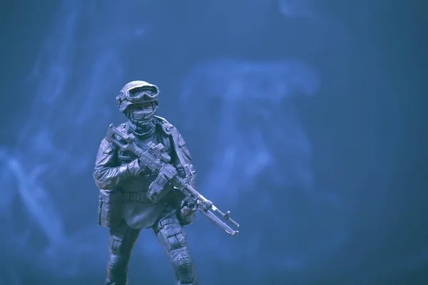 Soldat Figur Rauch Hintergrund — Stockfoto