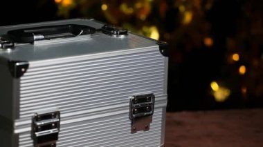 metal durumda altın bokeh ahşap masa HD görüntüleri kimse 