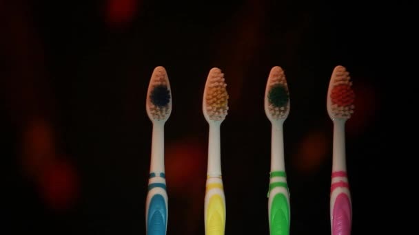 Brosse Dents Fond Sombre Personne Images — Video