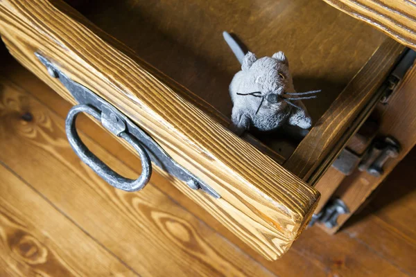 Plush Mouse Wooden Furniture Background — Stock Photo, Image