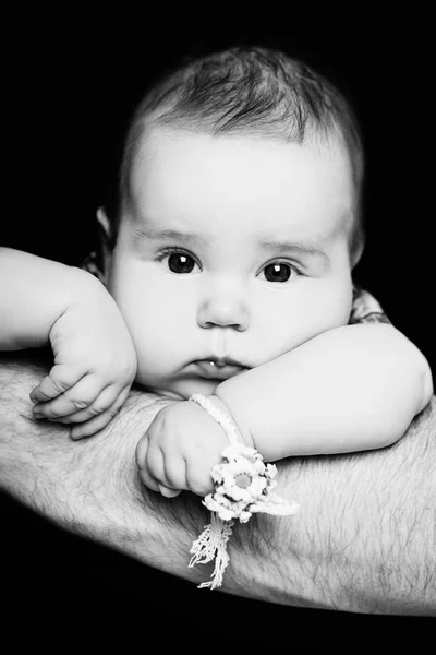 Little Baby Girl Flowers Male Hands — Stock Photo, Image