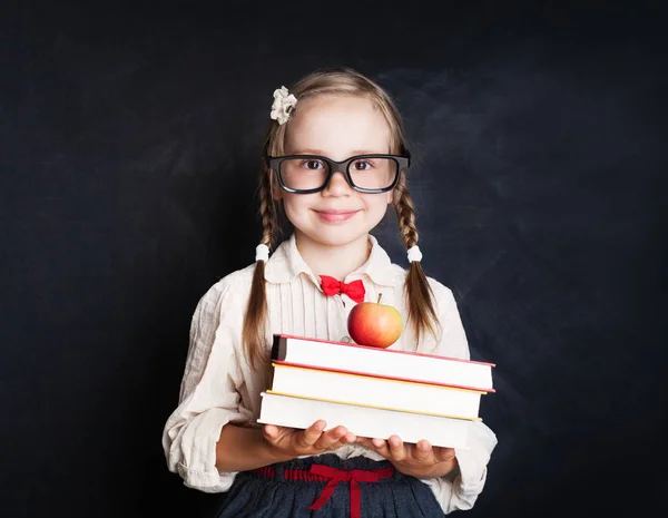Zpátky Školy Konceptu Žák Schoolgilr Uniformě Drží Knihy Jablko Ovoce — Stock fotografie