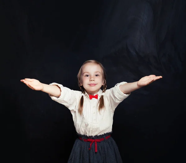 Plezier Leeg Schoolbord Achtergrond Met Kopie Ruimte Meisje — Stockfoto