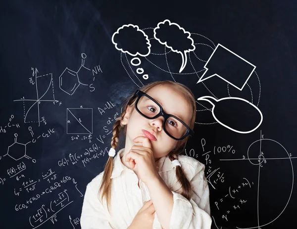Kid Brainstorm Kind Wiskunde Student Wiskundige Wetenschappelijke Formules Achtergrond — Stockfoto