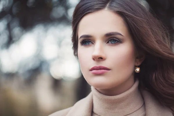 Perfeito Jovem Mulher Livre Retrato Bonito Rosto Feminino Close — Fotografia de Stock