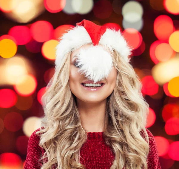 Mujer Navidad Sonriendo Cara Graciosa Chica Moda Invierno Felicidad Año —  Fotos de Stock