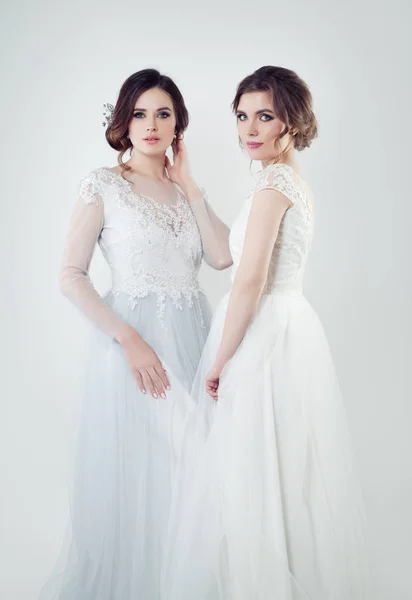 Два Гламурных Портрета Невесты Идеальные Женщины Белом Свадебном Портрете — стоковое фото