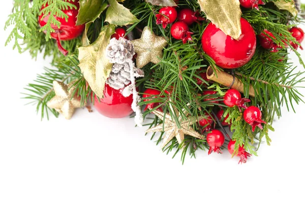 Neujahr Oder Weihnachten Hintergrund Mit Grünen Weihnachtsbaum Zweig Und Dekoration — Stockfoto