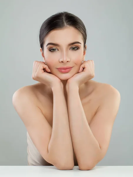 Portret Van Gezonde Jonge Vrouw Meisje Met Perfecte Huid — Stockfoto