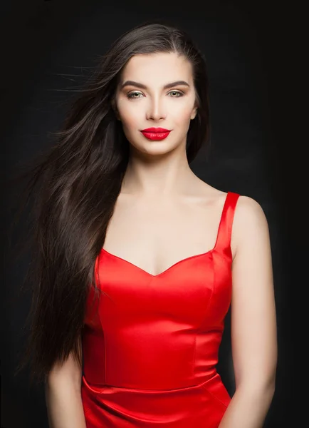Glamorösa Smycken Modell Perfekt Brunett Kvinna Med Röda Läppar Makeup — Stockfoto
