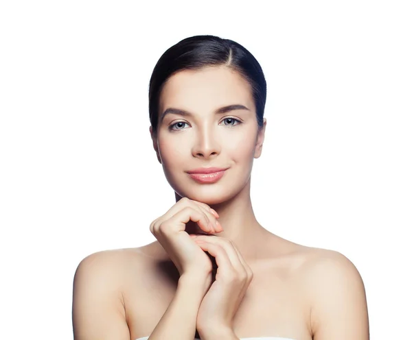 Beyaz Arka Plan Üzerinde Izole Sevimli Kadın Spa Modeli Yüz — Stok fotoğraf
