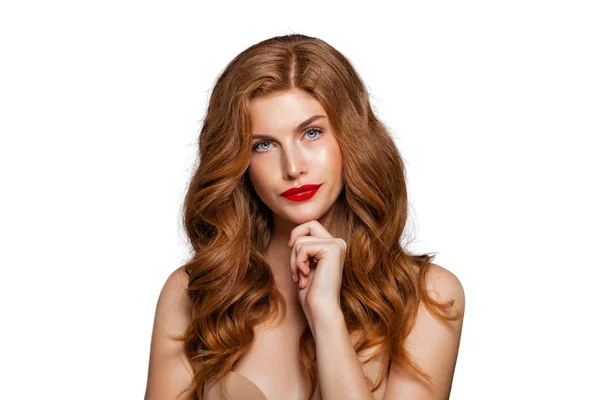 赤毛の女の子は 白い背景で隔離 変な顔 疑問や選択の概念 表現力豊かな表情 — ストック写真