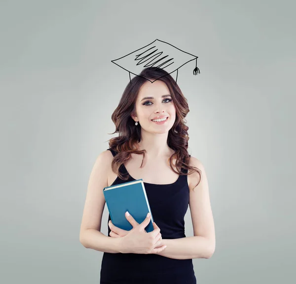 Feliz Estudiante Con Sombrero Graduación Concepto Educación Secundaria Aprendizaje — Foto de Stock