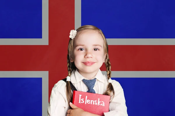 Mały Uczeń Dziewczyna Książki Tle Flaga Islandii Dowiedz Się Język — Zdjęcie stockowe