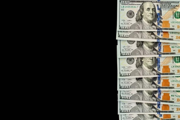 Száz USA dollár számlák pénzes határ a háttér fekete tábla — Stock Fotó