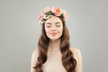 Gevşeme ve aromaterapi kavramı. Spa model kadın 
