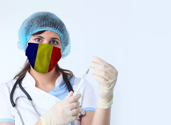 Scientist Woman Mask Romania Flag Research Viruses Laboratory Prevention Pandemic — Stock Photo, Image