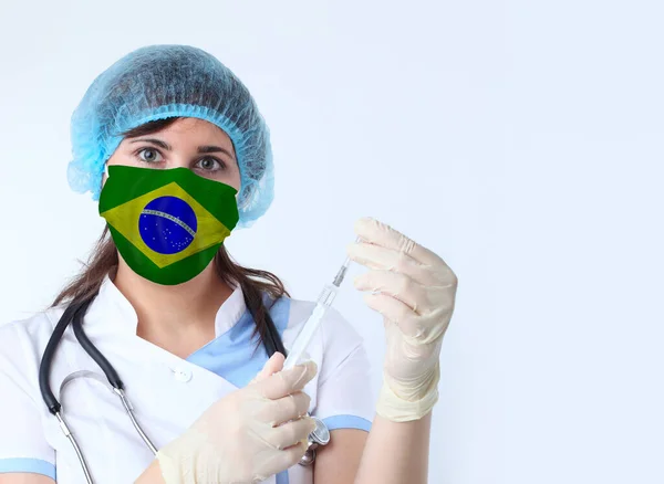 Scientist Woman Mask Brazil Flag Research Viruses Laboratory Prevention Pandemic — Stock Photo, Image