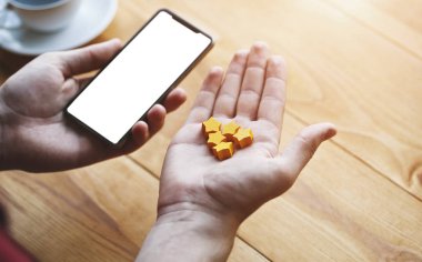 beş yıldız ürün geribildirim ile akıllı telefon olarak değerlendirme el verir