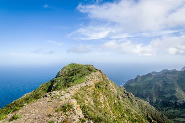 Hiking path from Chamorga village to old lighthouse at the north of Tenerife island. — Stock Photo, Image