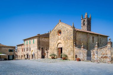 Monteriggioni old town
