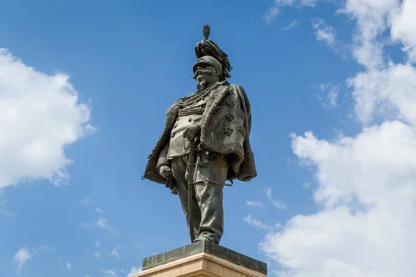 Statue di Vittorio Emanuele, Pisa