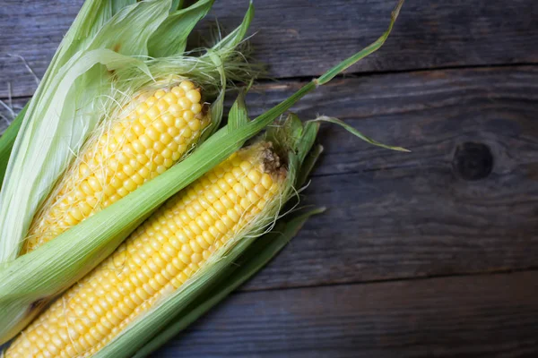 Organiczne Kukurydzy Płycie — Zdjęcie stockowe
