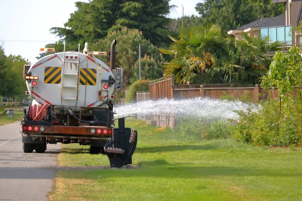 City Water Truck Used Water Plants Urban Government Lands — Stock Photo, Image