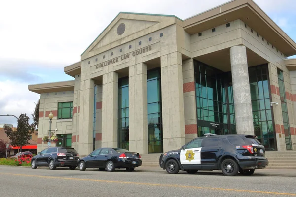 Carro Polícia Está Estacionado Frente Aos Tribunais Justiça Chilliwack British — Fotografia de Stock