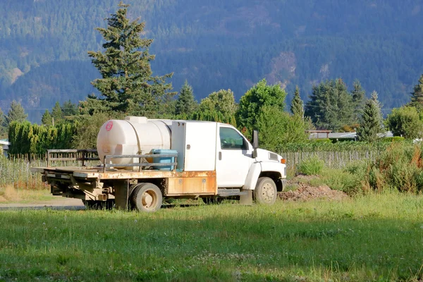 Vista Perfil Camión Químico Agrícola Utilizado Para Rociar Pesticidas Malas —  Fotos de Stock
