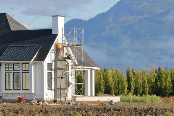 Wide View Professional Builders Busy Completing Addition Extension Modern Home — Stock Photo, Image