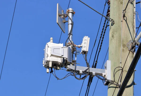 Uzavřít Malé Buňce Nízkonapájený Uzel Pro Přístup Mobilním Rádiovým Zařízením — Stock fotografie