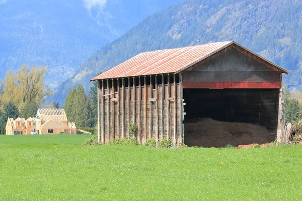 Sviluppo Rurale Vecchio Edificio Agricolo Consolidato Che Trova Fronte Alla — Foto Stock