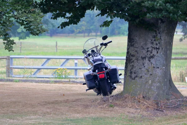 Pohled Velký Moderní Motocykl Okolí Přírodního Venkovního Prostředí — Stock fotografie