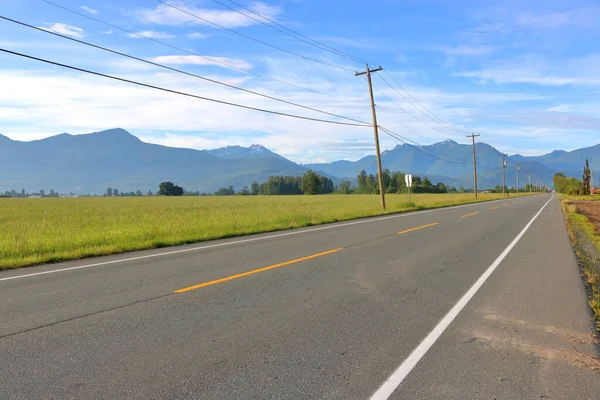 Wide View Long Straight Country Road Valley Has Been Well — Stock Photo, Image