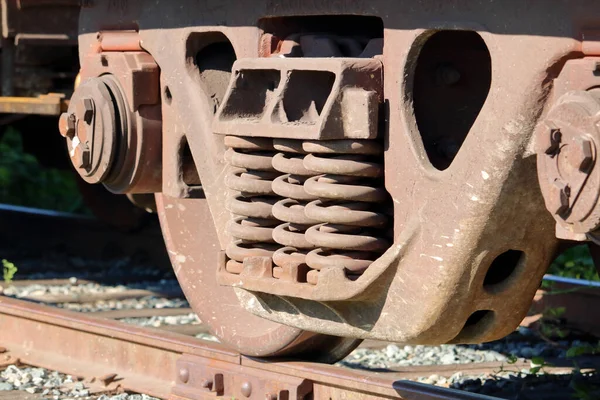 Vista Próxima Detalhada Uma Mola Metal Vagão Trem Usada Para — Fotografia de Stock