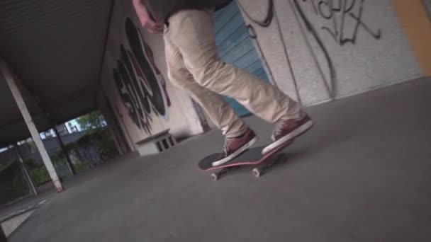 Truco de patinador — Vídeo de stock