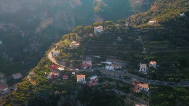 Magnifik Antenn Skott Ravello Och Atrani Cliff Byarna Och Hela — Stockvideo